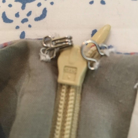 NWT LINE & DOT Sleeveless Flowy Top - Picture 6 of 6